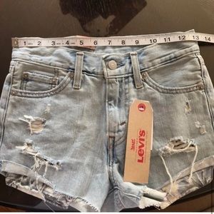 Levi shorts. New with tags but tags are banged up from storing.